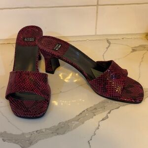 Stuart Weitzman Kitten Heel Sandals - size 7